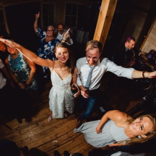 Hill Farm Inn Wedding: Sunderland, VT