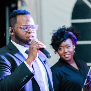 Emotional wedding duet performance by male and female singers at Elm Bank in Wellesley, Massachusetts.