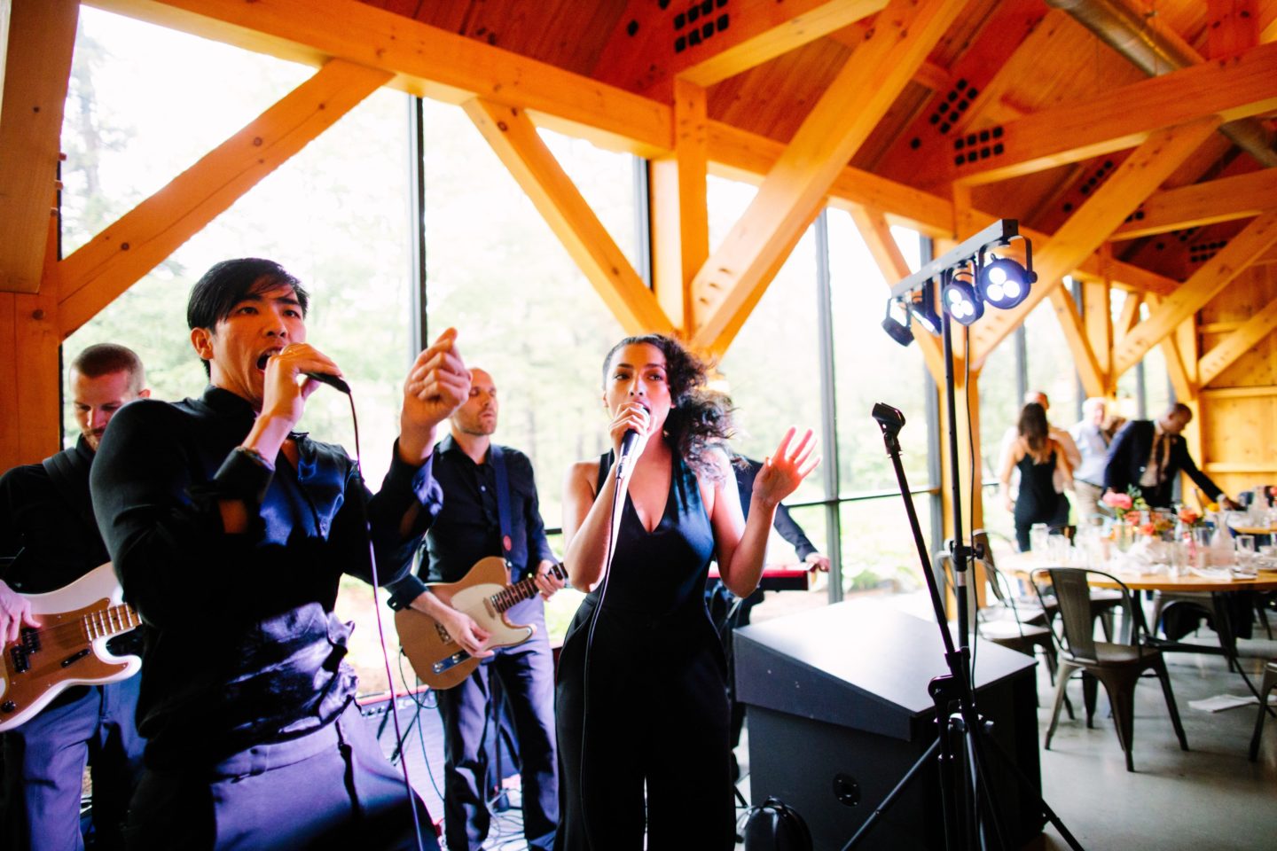 Mad River Barn Wedding - Singers