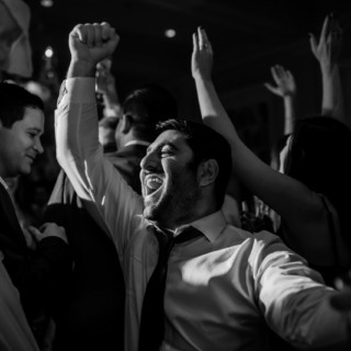 Guest Singing - Otesaga Resort Hotel Wedding